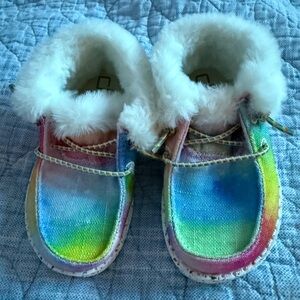 Hey Dudes toddler size 6